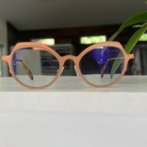 Like new Theo Pendeloque